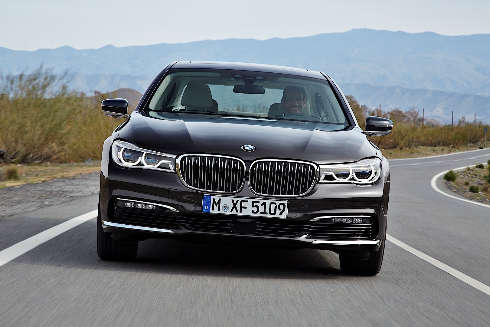 Bmw 7 Series photo 19