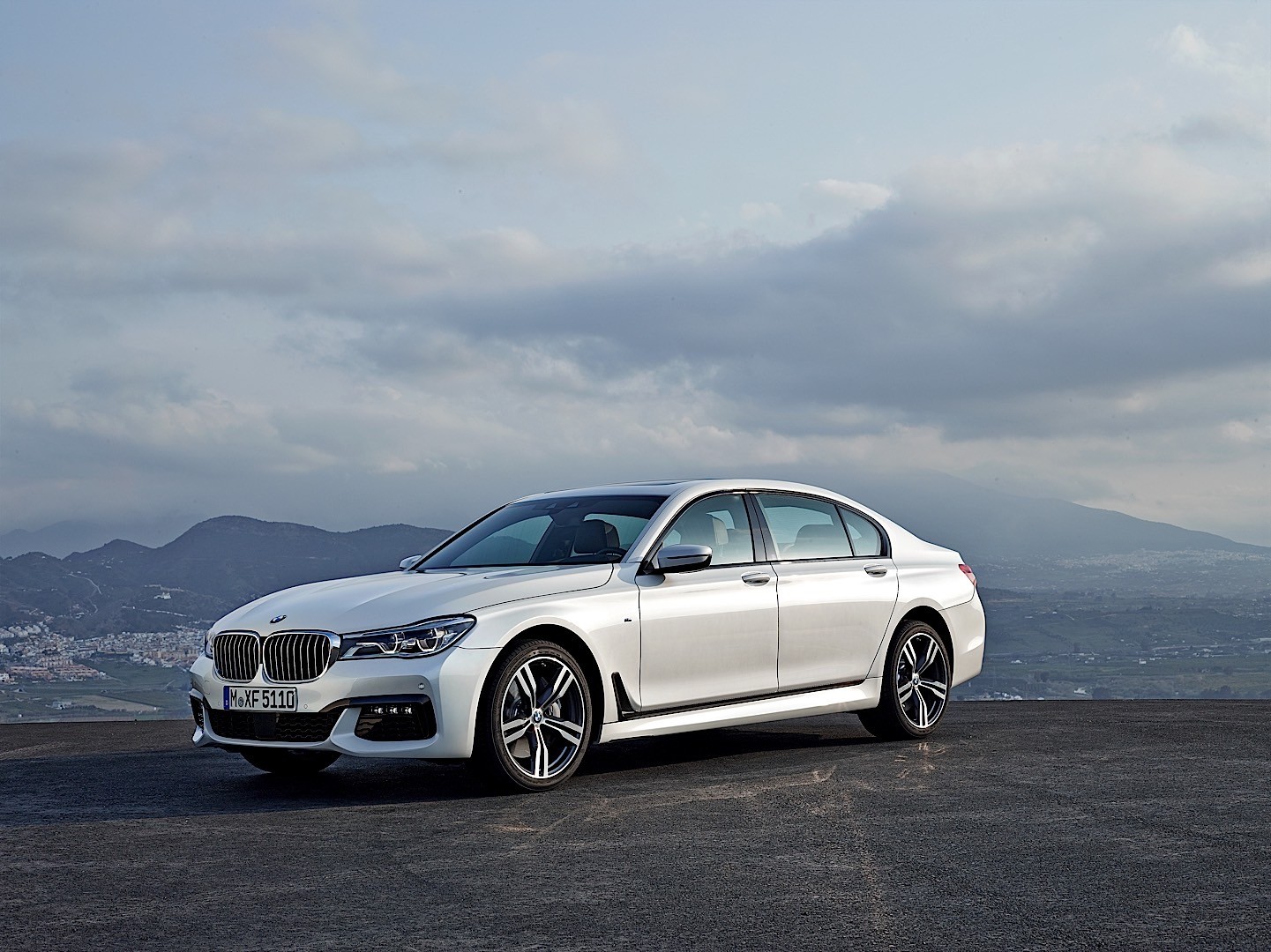Bmw 7 Series photo 28