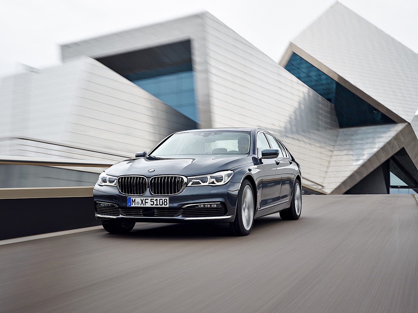 Bmw 7 Series photo 43