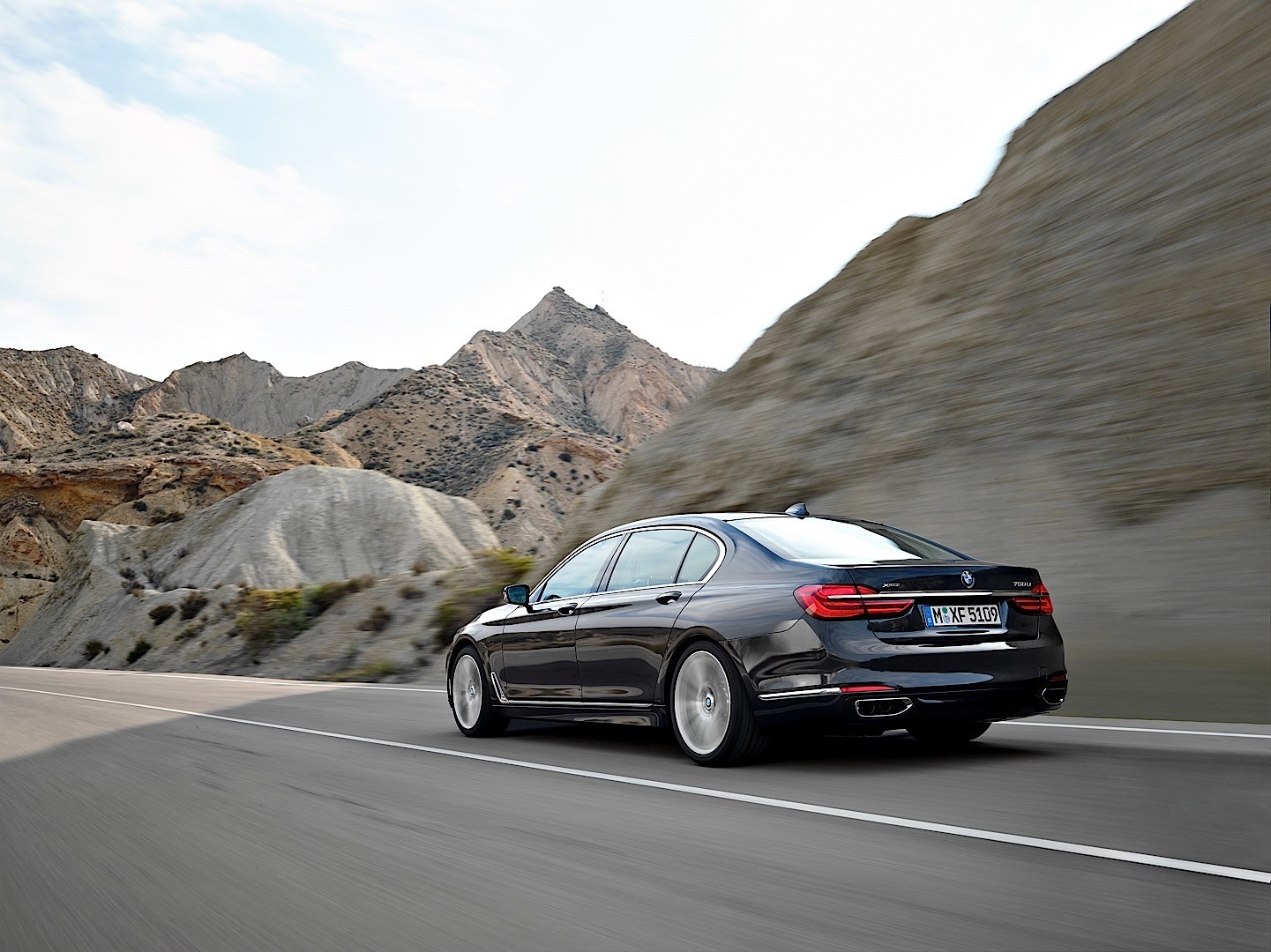 Bmw 7 Series photo 48