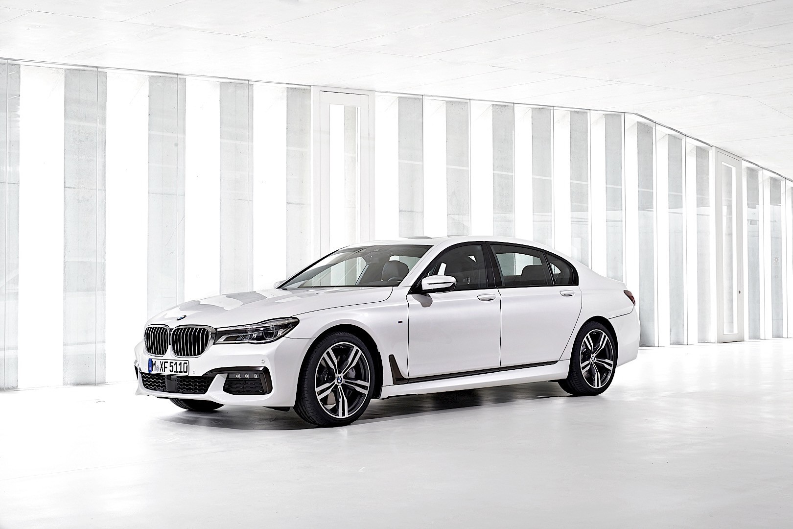 Bmw 7 Series photo 56