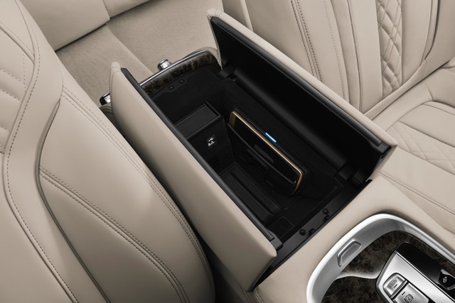 Bmw 7 Series Foto 151