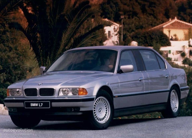 Bmw 7 Series Foto 2