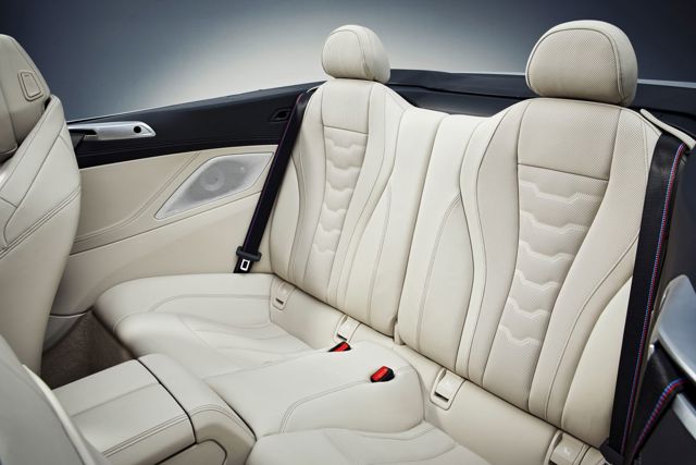 Bmw 8 Series Convertible foto 69