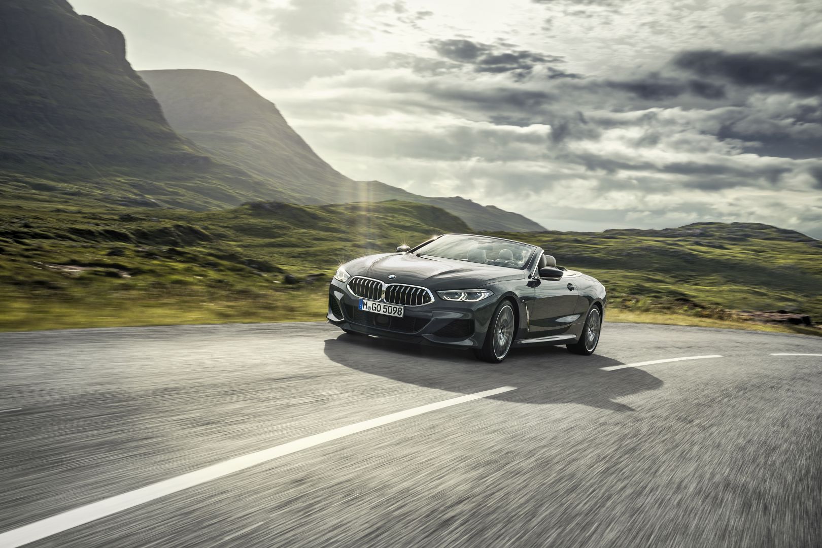 Bmw 8 Series Convertible photo 4