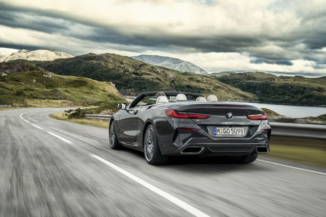 Bmw 8 Series Convertible foto 8