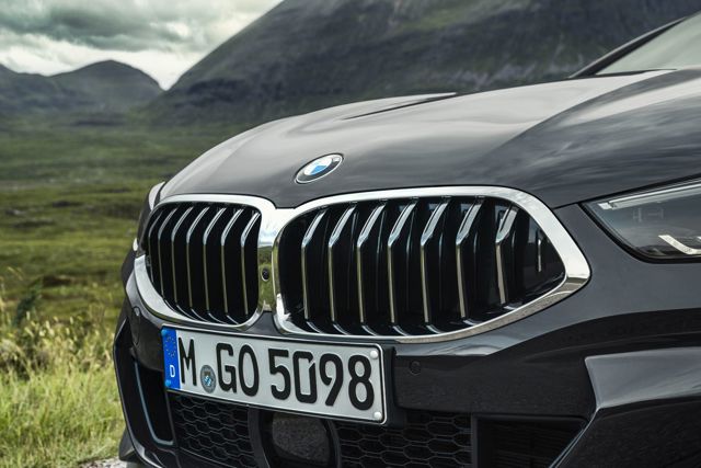 Bmw 8 Series Convertible foto 14