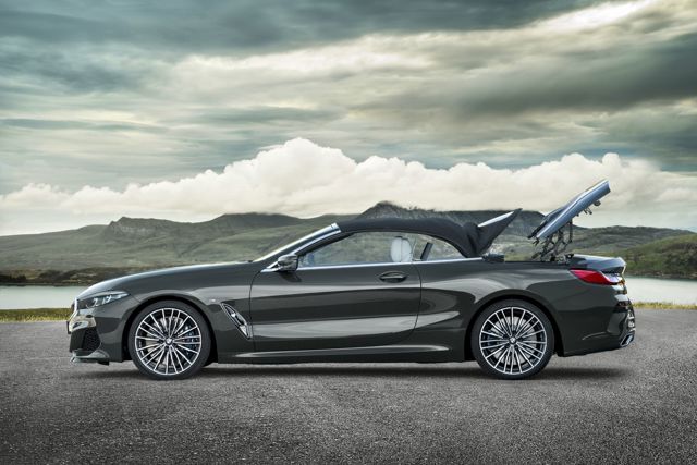 Bmw 8 Series Convertible foto 19