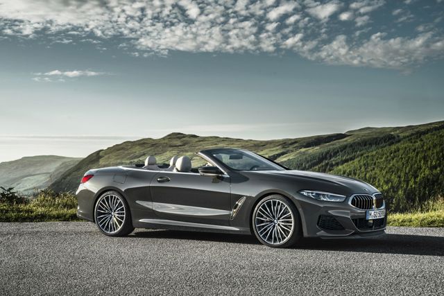 Bmw 8 Series Convertible foto 26