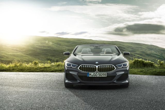 Bmw 8 Series Convertible foto 29