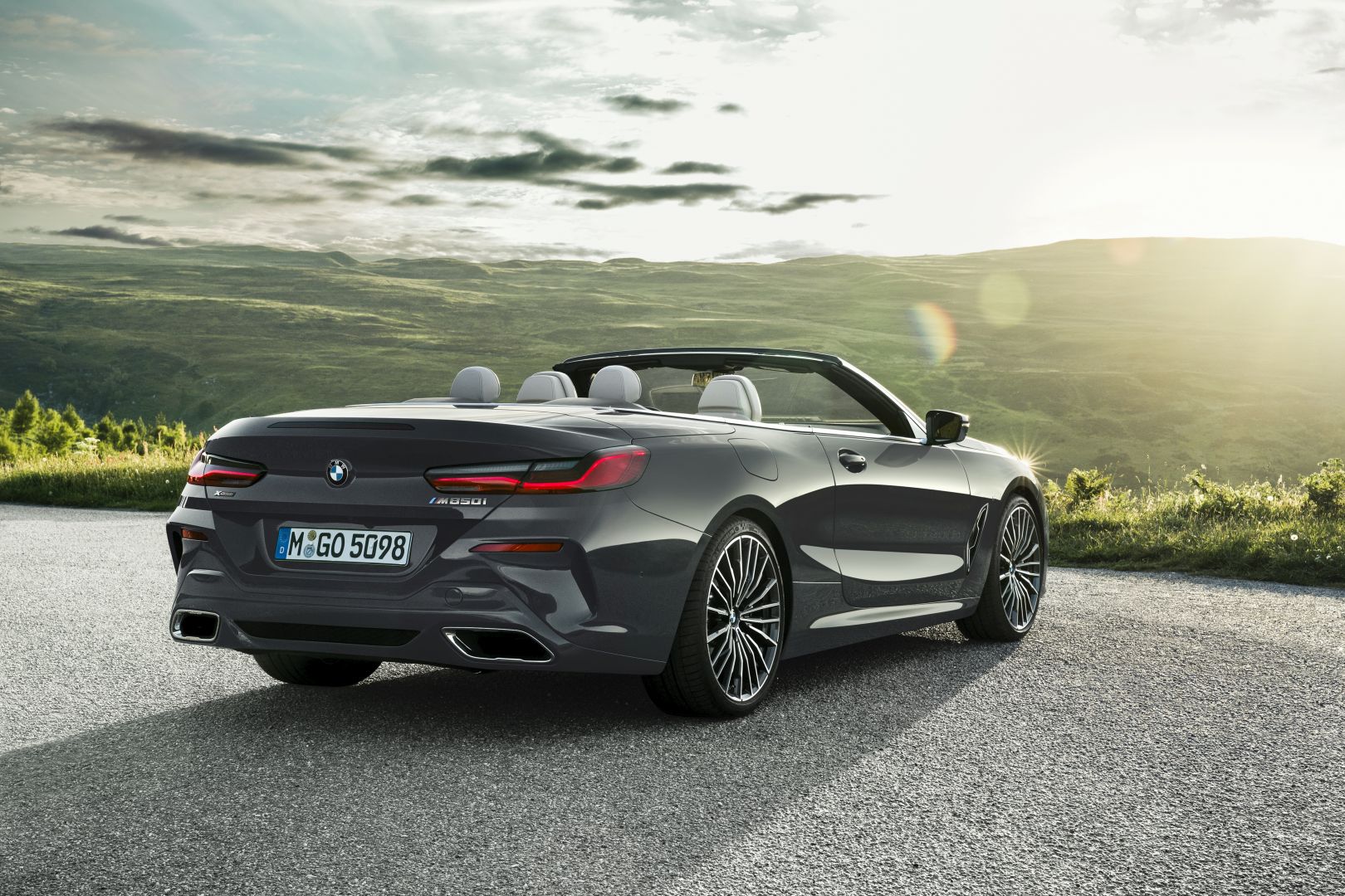 Bmw 8 Series Convertible photo 31
