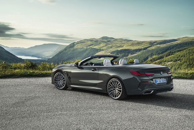 Bmw 8 Series Convertible foto 33