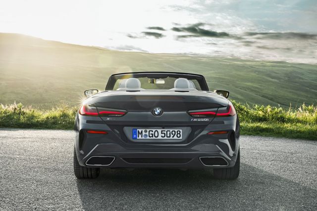 Bmw 8 Series Convertible foto 35