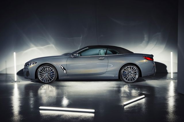 Bmw 8 Series Convertible foto 50
