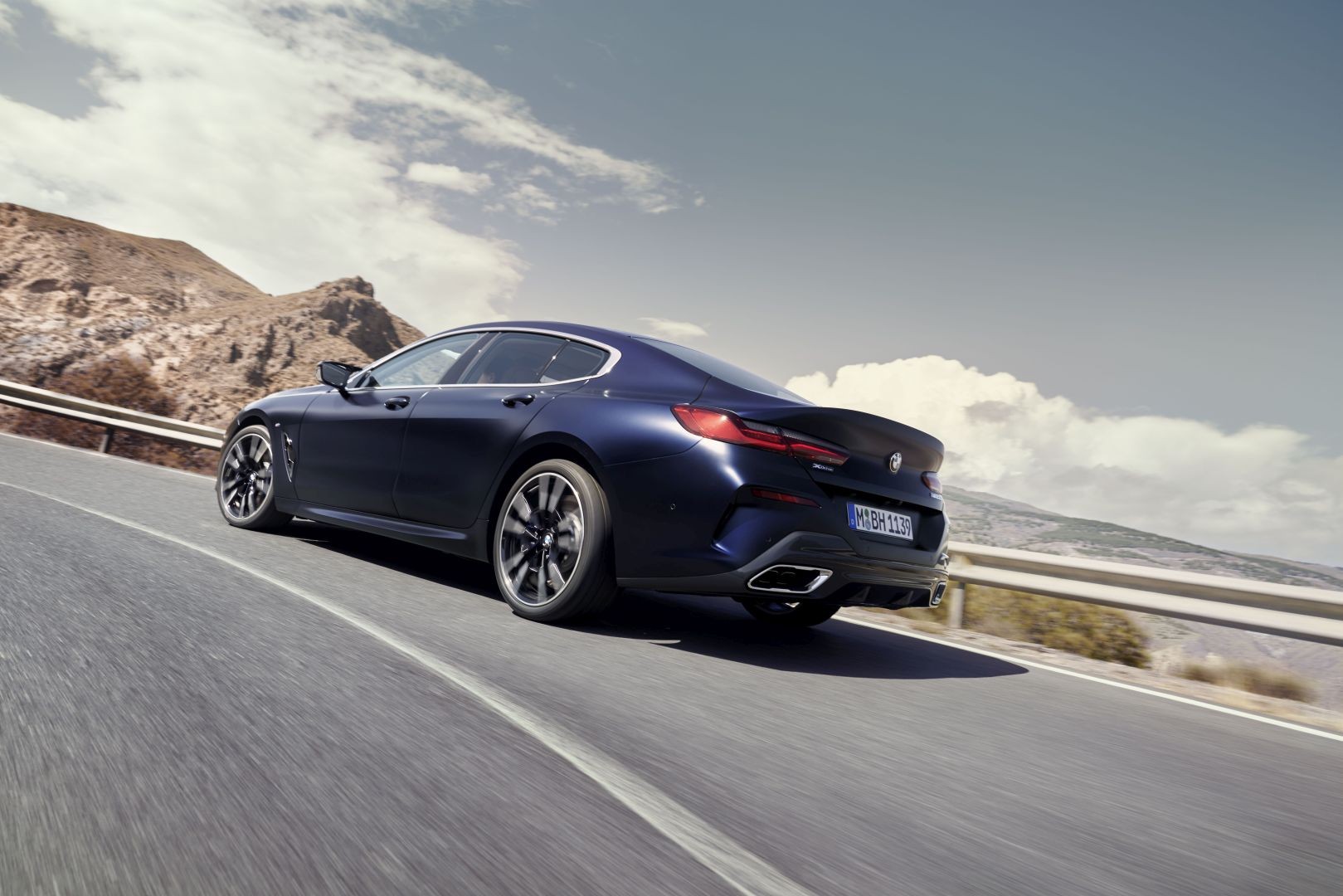 Bmw 8 Series Coupe photo 14