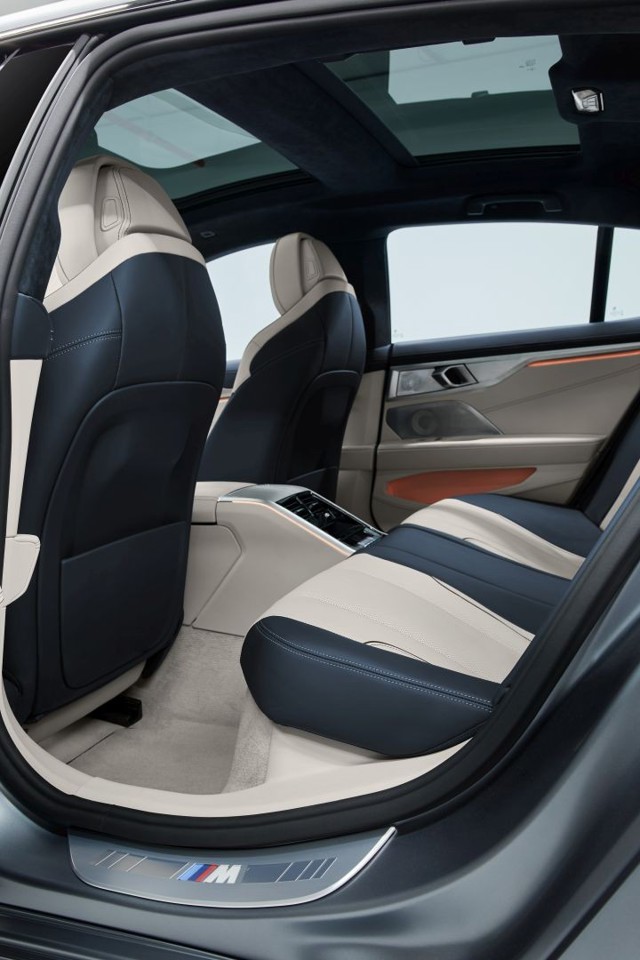 Bmw 8 Series Gran Coupe foto 127