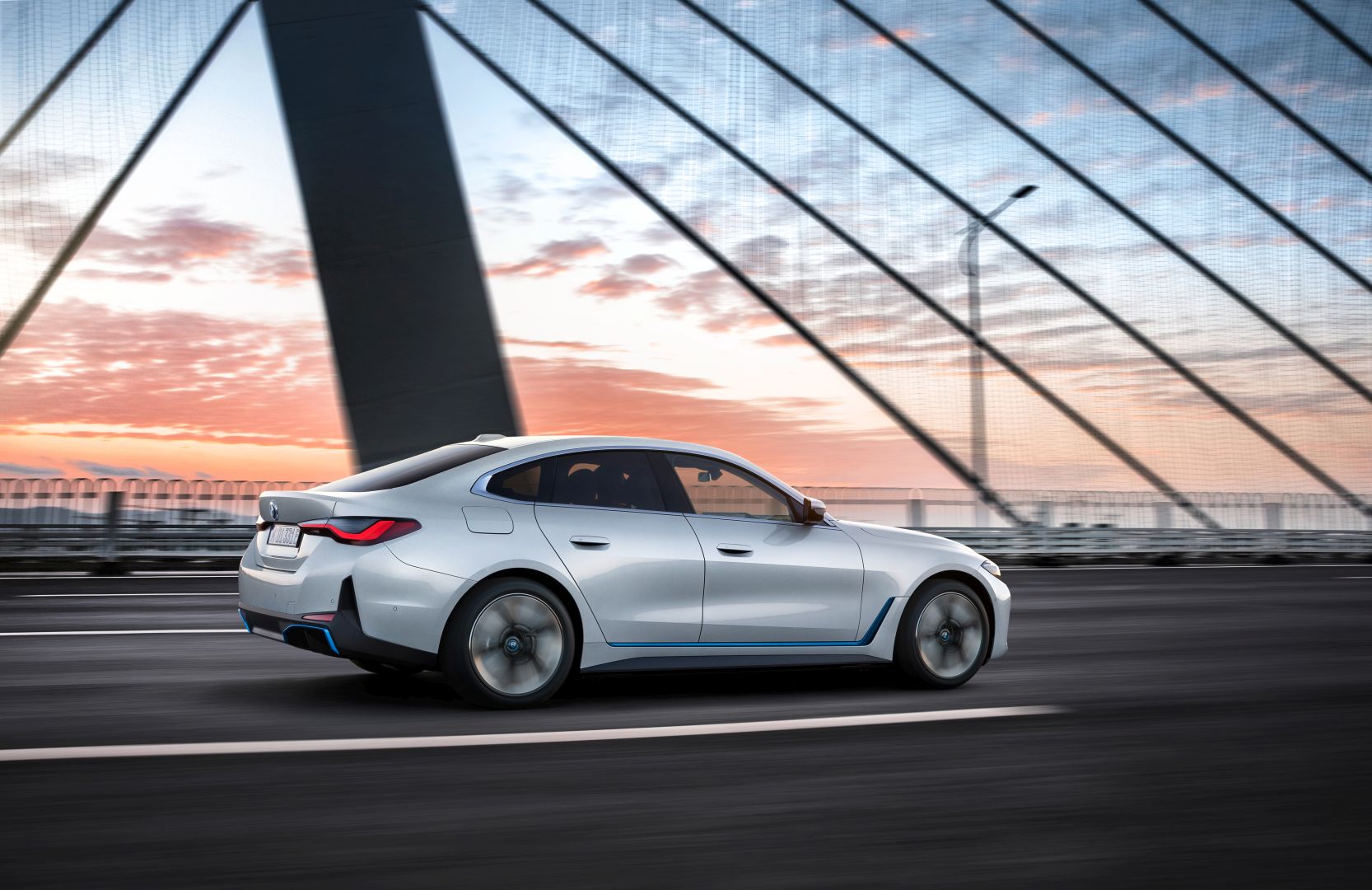 Bmw I4 photo 9