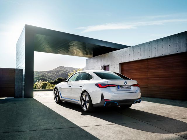 Bmw I4 Foto 13