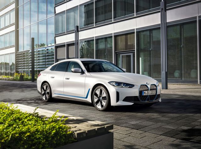 Bmw I4 Foto 21