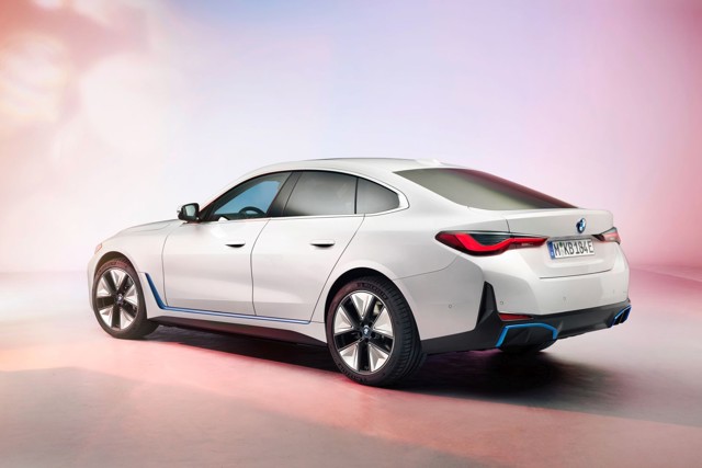 Bmw I4 Foto 3