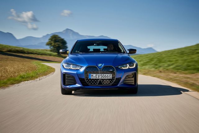 Bmw I4 Foto 36
