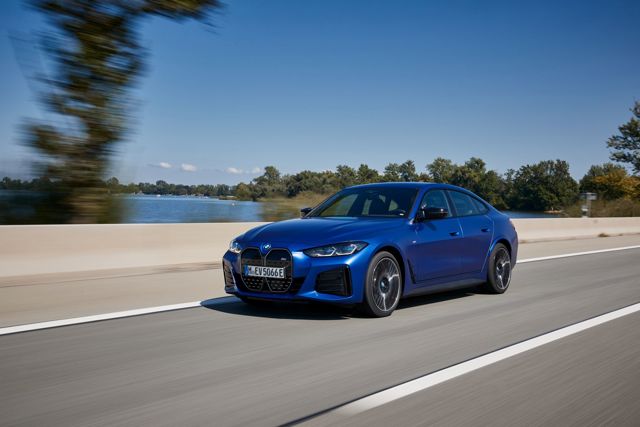 Bmw I4 Foto 39