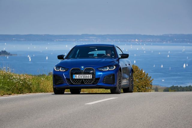 Bmw I4 Foto 41