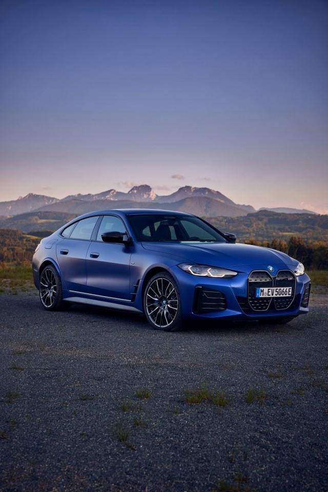 Bmw I4 Foto 42