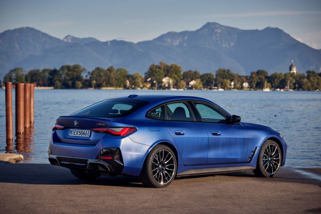 Bmw I4 Foto 43