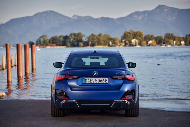Bmw I4 Foto 44