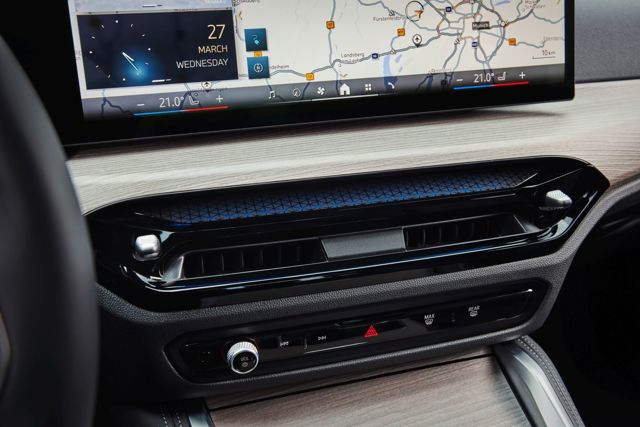 Bmw I4 photo 46