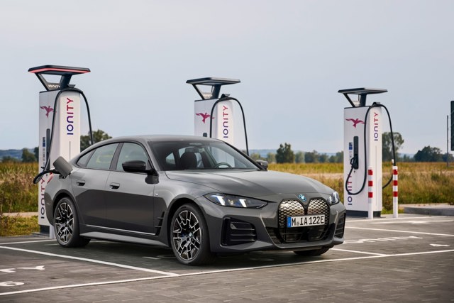 Bmw I4 photo 7