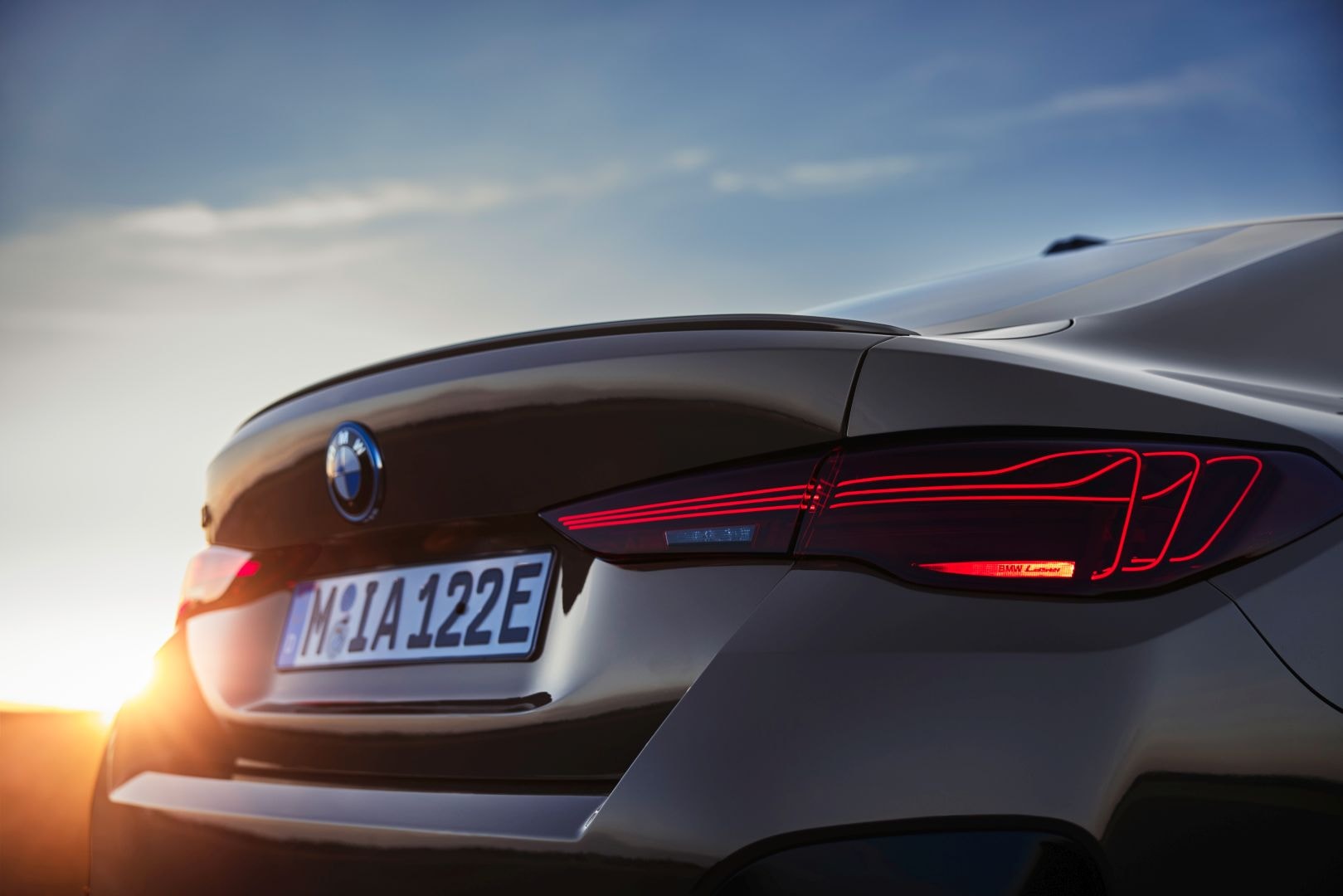 Bmw I4 photo 10