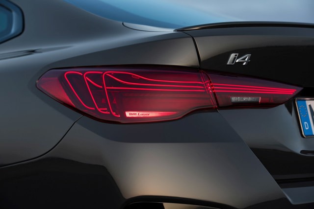 Bmw I4 photo 24