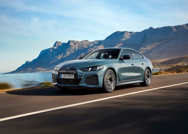 Bmw I4 photo 32