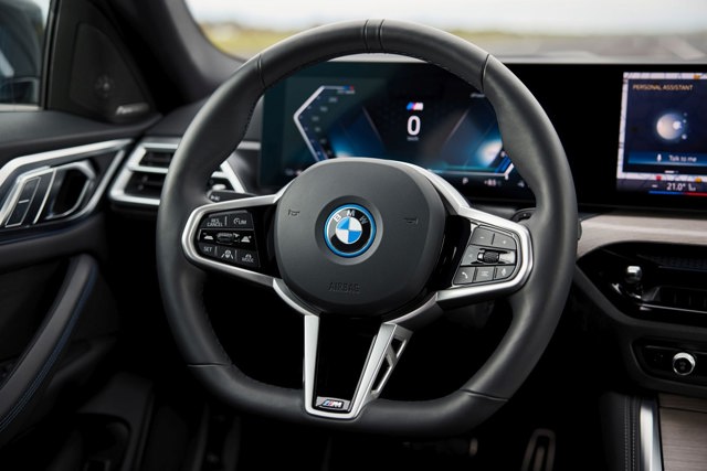 Bmw I4 photo 51