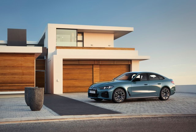 Bmw I4 photo 39