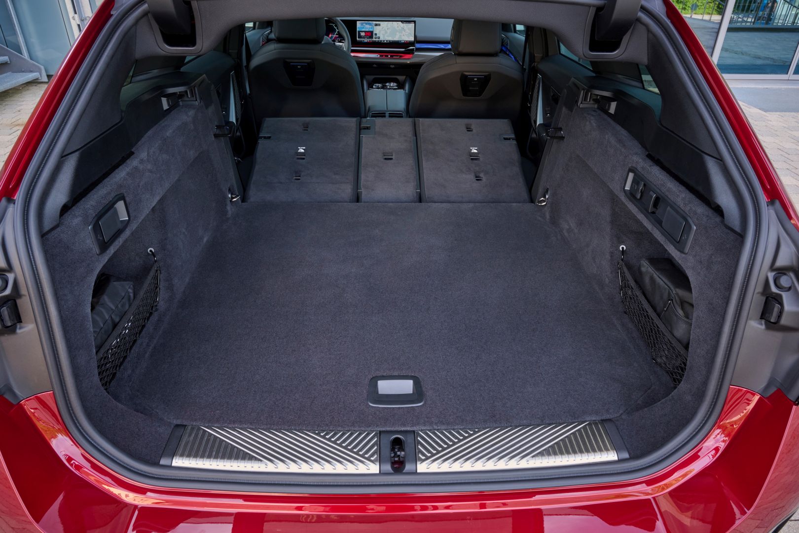 Bmw I5 Touring photo 290