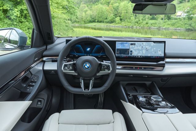 Bmw I5 Touring Foto 299