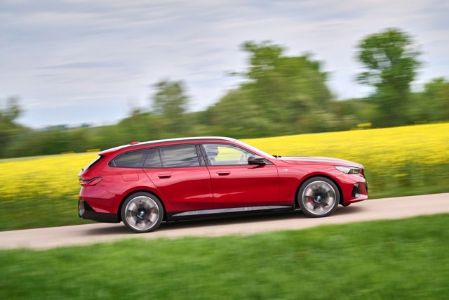 Bmw I5 Touring Foto 136