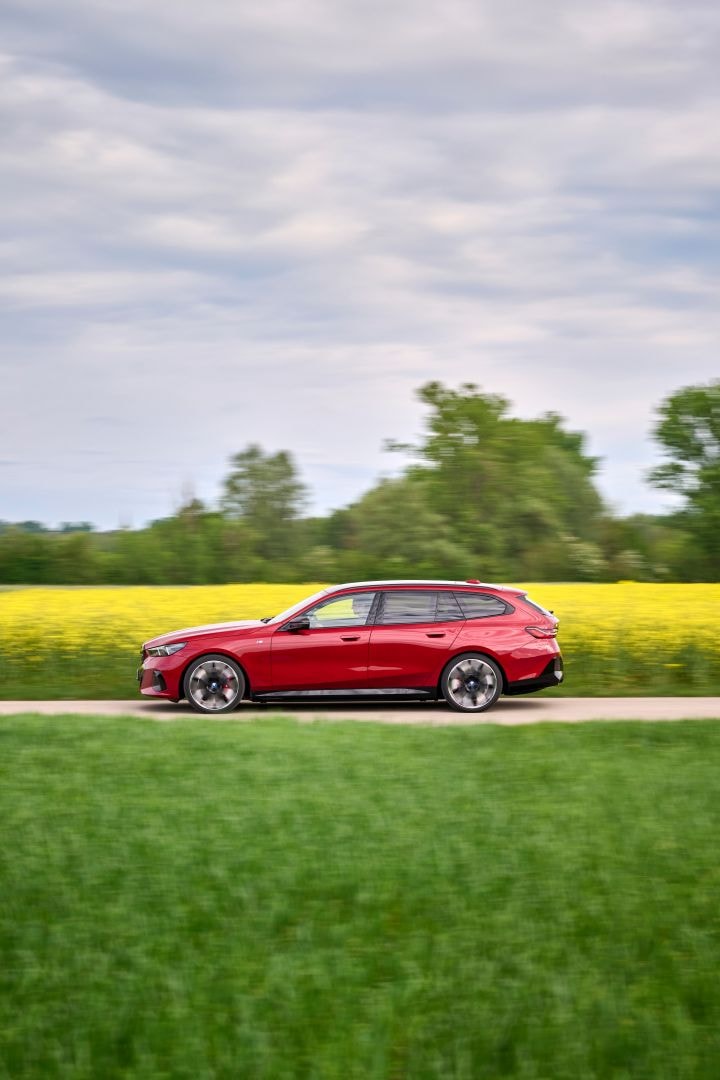 Bmw I5 Touring photo 137