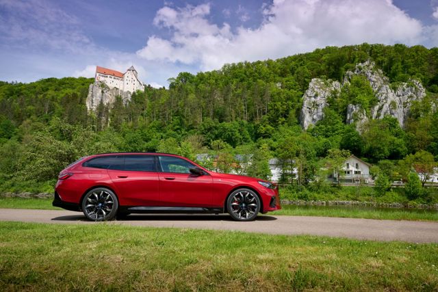 Bmw I5 Touring Foto 156