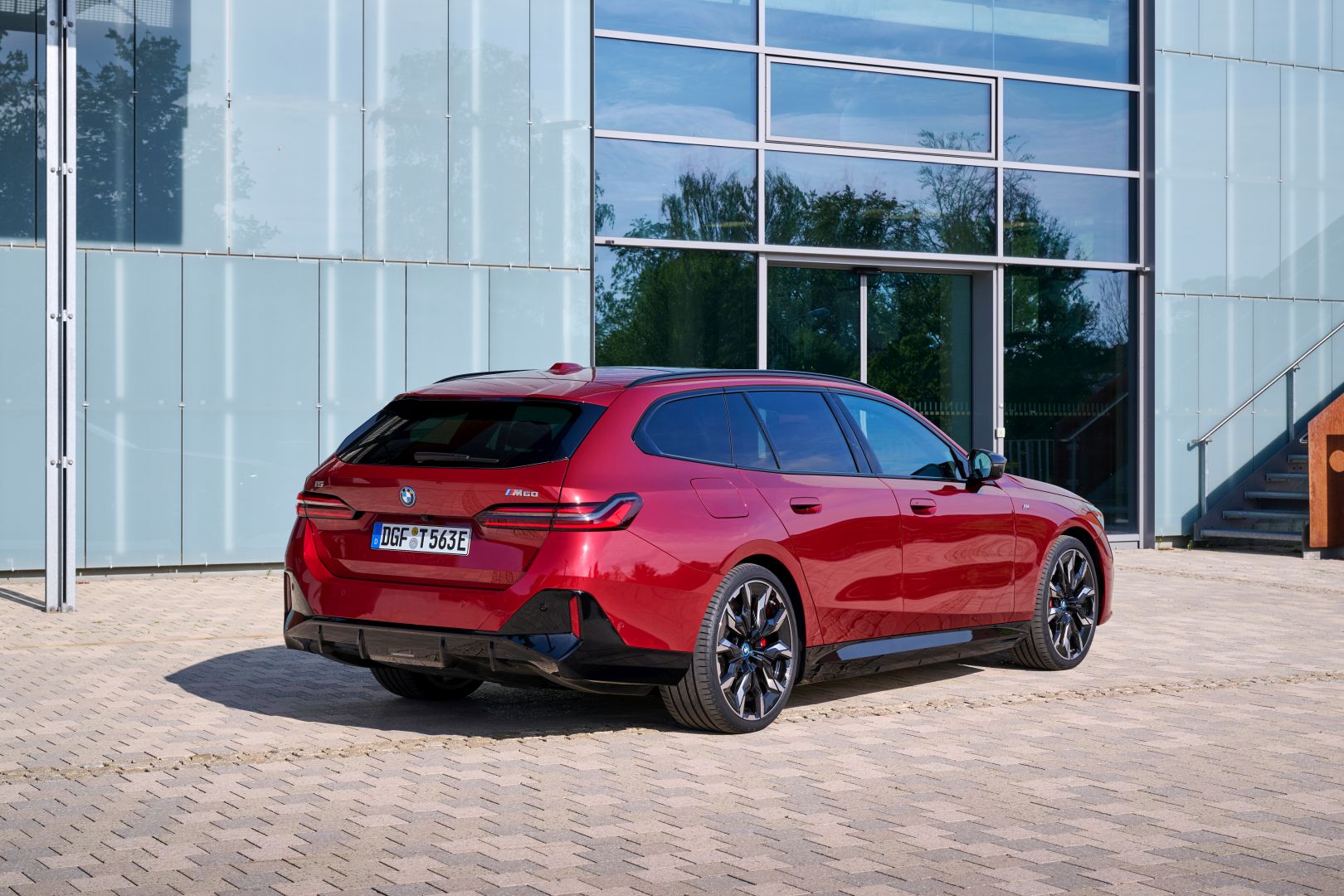 Bmw I5 Touring photo 165