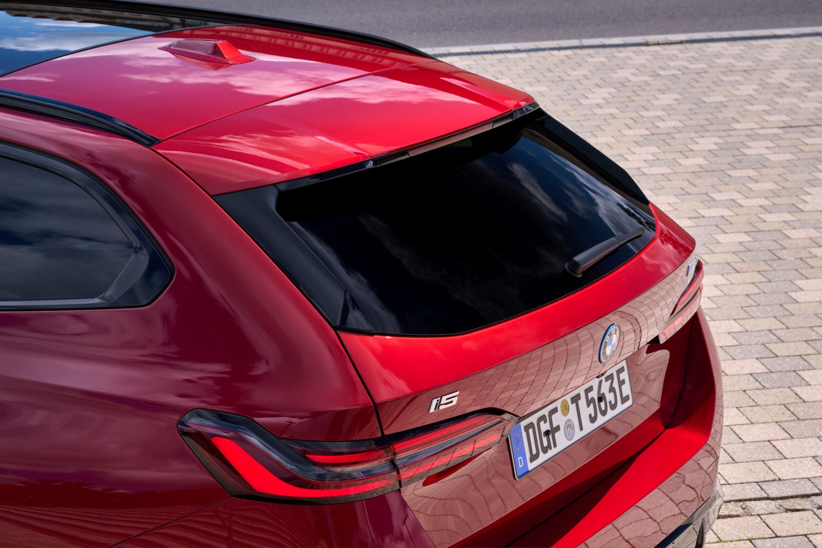 Bmw I5 Touring photo 177