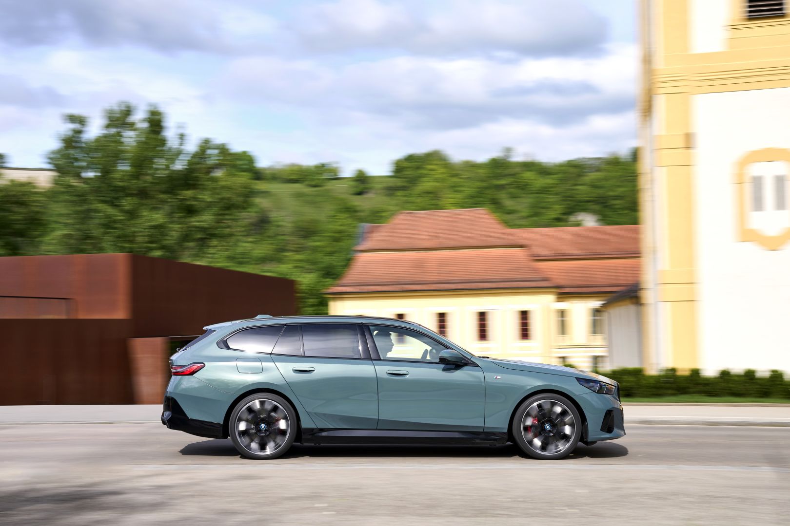Bmw I5 Touring photo 184