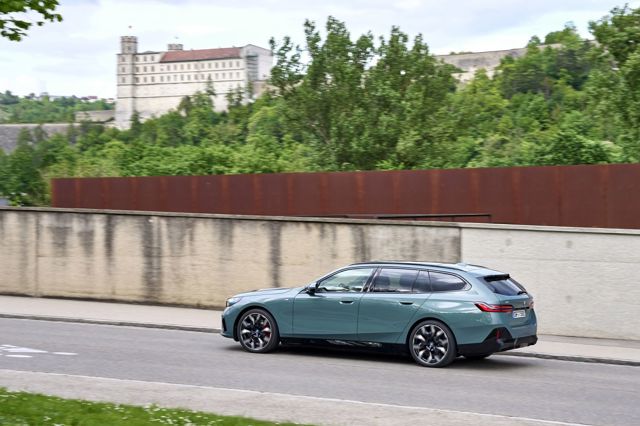 Bmw I5 Touring Foto 187
