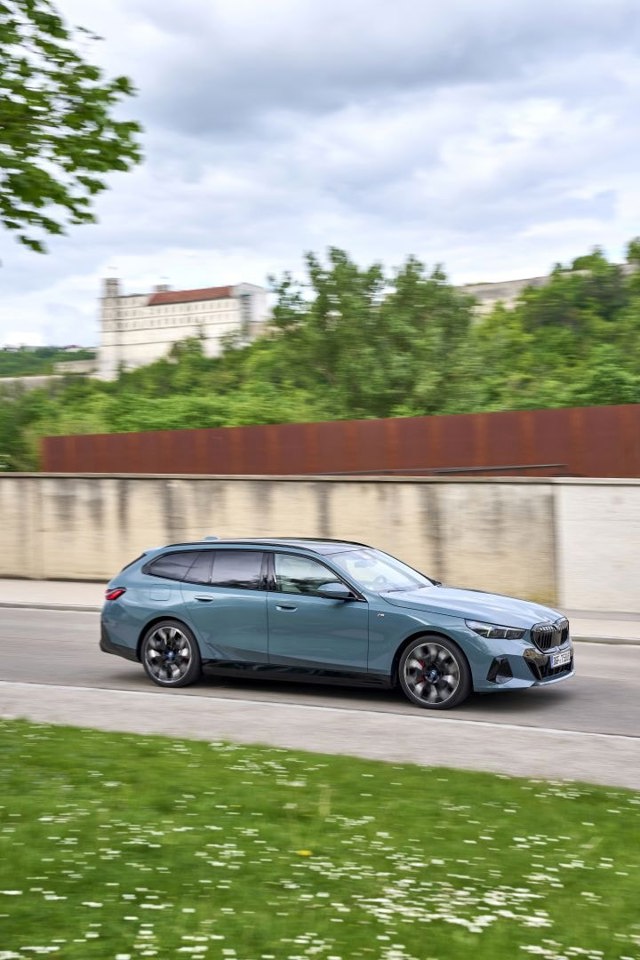 Bmw I5 Touring Foto 188