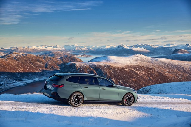 Bmw I5 Touring Foto 14