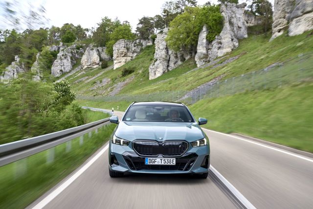 Bmw I5 Touring Foto 197