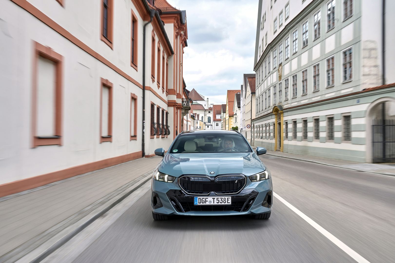 Bmw I5 Touring photo 205